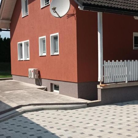 Ostarije Apartment Igor - Holiday Home מראה חיצוני תמונה